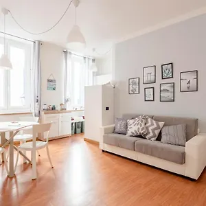  Apartment Mazzini 12 Very With Private Garage, Air Conditioning, Wifi, Just 50 Meters From The